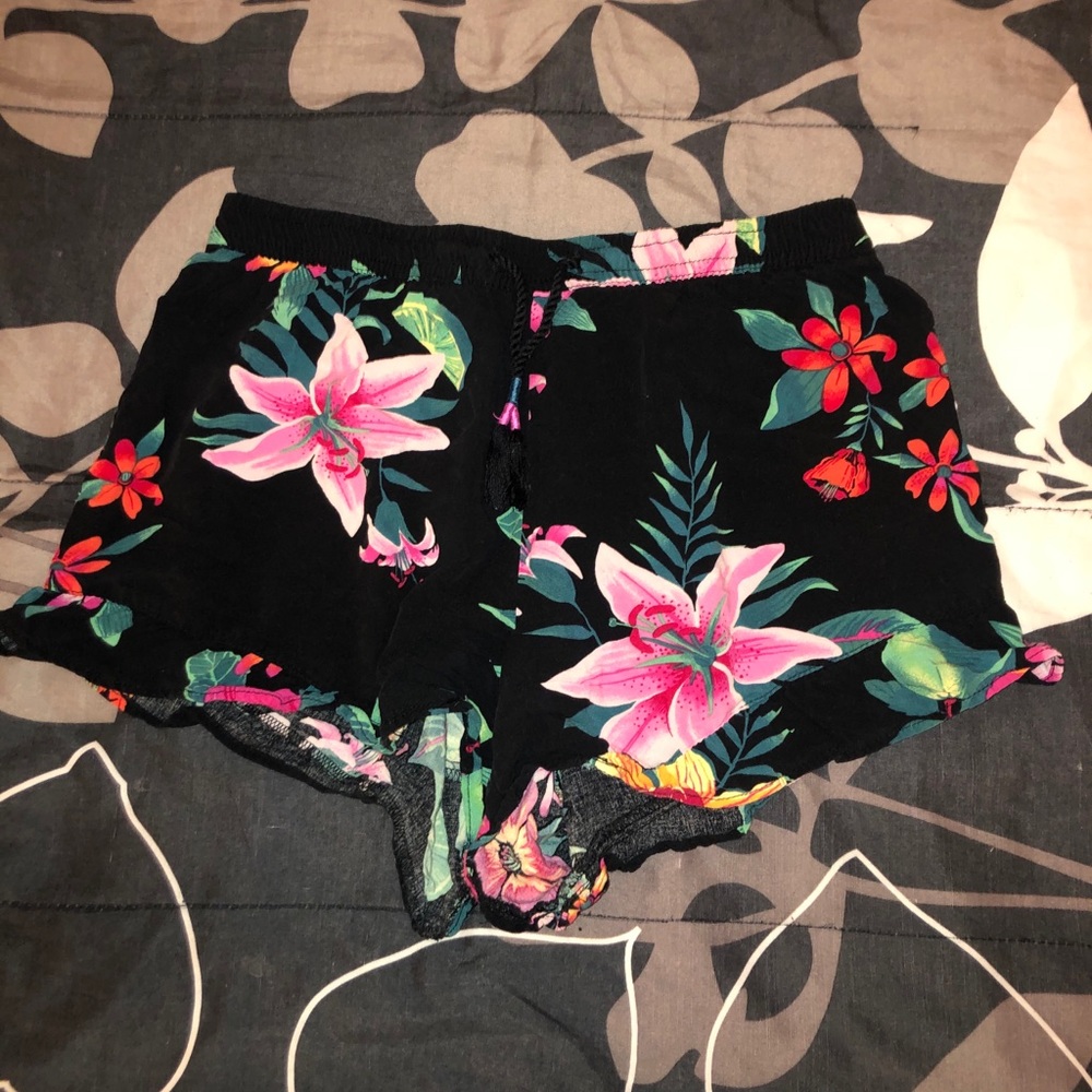 Old Navy Girl Shorts - Floral